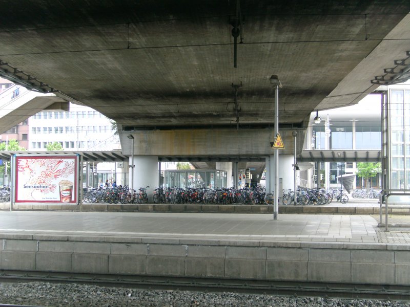 Der Bahnhof Freiburg im Breisgau am 09.05.2009!