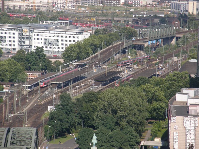 Der Bahnhof Kln Messe/Deutz am 15.07.2008 aus der Luftperspektive.