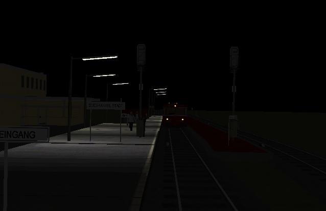Der Bahnsteig des Bahnhof Blieskastel bei Nacht.