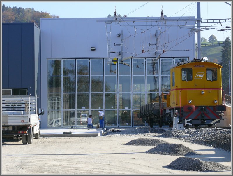 Der Bahnteil des neuen Depot Heiden der RHB mit dem Tmh ex Maschinenfabrik Rti ZH. (15.10.2007)