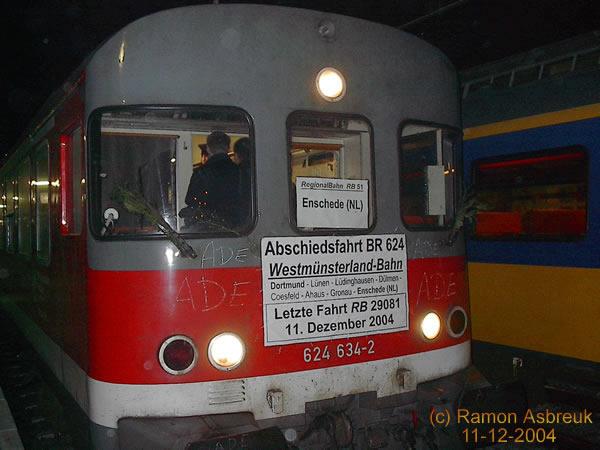Der BR 624 bei der Abschiedsfahrt von Dortmund nach Enschede, beim Endpunkt Enschede. Mann sieht hier nie wieder eine 624-er.