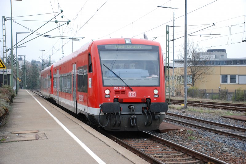 Der BR 650 001 bei der Einfahrt in den Hbf von Reutlingen