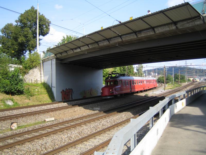 Der Churchill-Pfeil war am 28.8.05 auf einer Extrafahrt, und wurde unter der Stadtrain-Br�cke fotografiert.