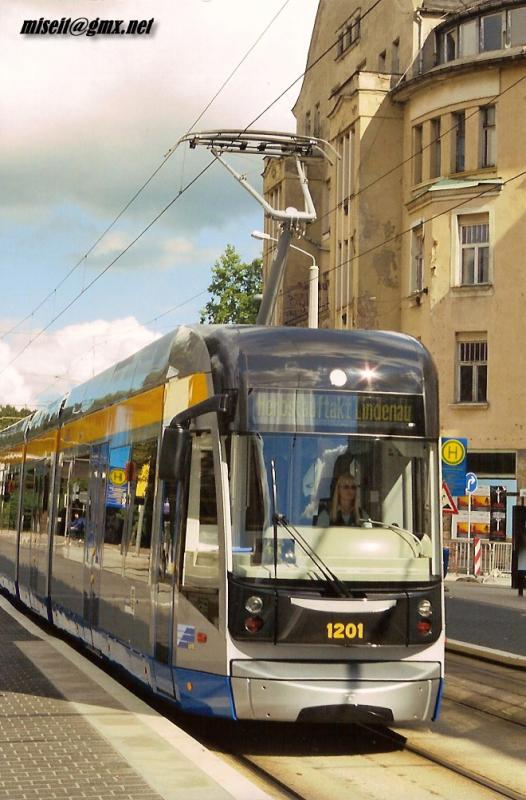 Der classic XXL 1201  Saxonia  am Haltepunkt Leipzig/Angebrcke am 17.09.2005 zum Herbstauftakt. 