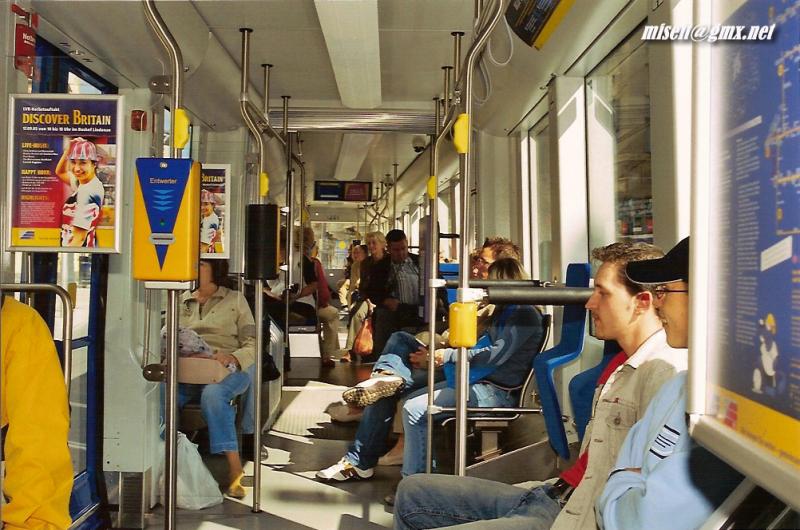 Der classic XXL 1201  Saxonia  (Innenansicht)auf der Sonderfahrt in Leipzig am 17.09.2005 zum Herbstauftakt der LVB.