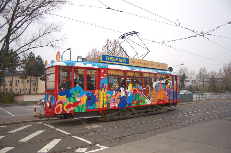 Der Ebbel-Ex am 30.11.2006 an der Haltestelle Nied-Kirche. 