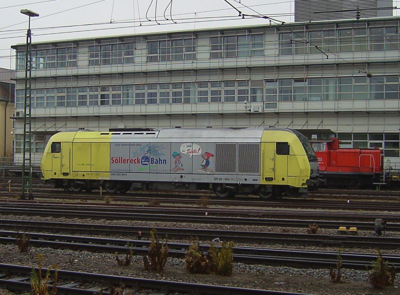 Der ER 20 004 am 09.12.2007 in Regensburg Hbf. 