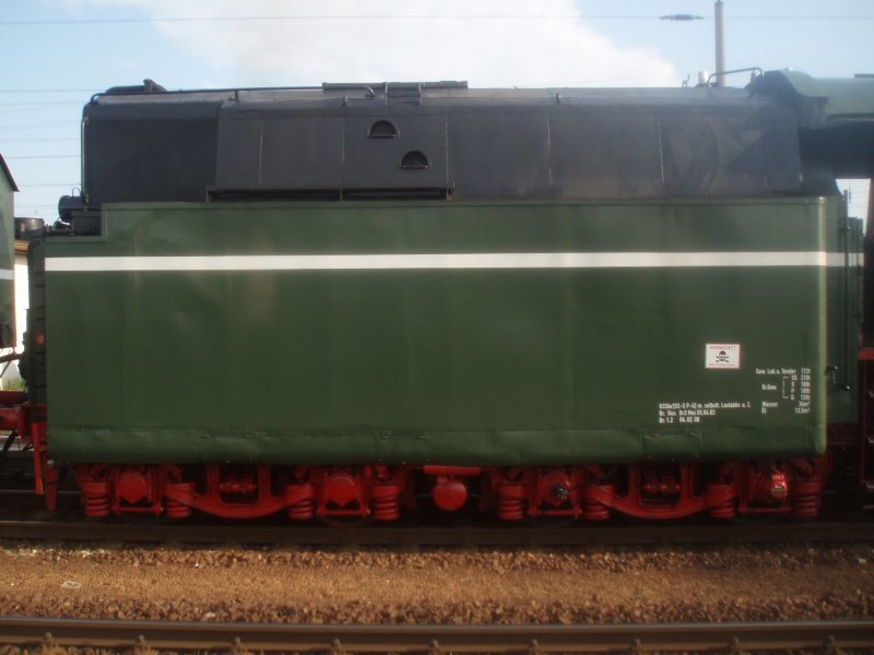 Der erste Tender der 18 201 .