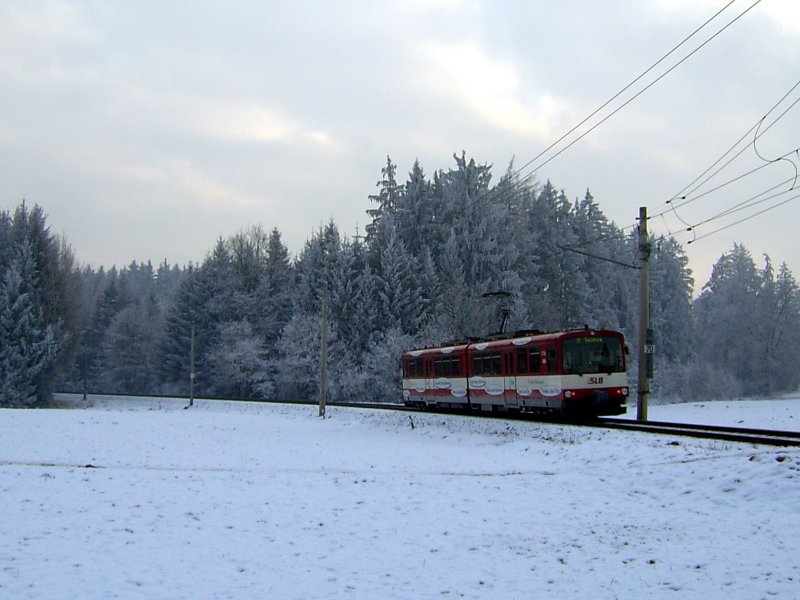 Der ET 52 der SLB unterwegs am 24.12.2007 bei Brmoos. 