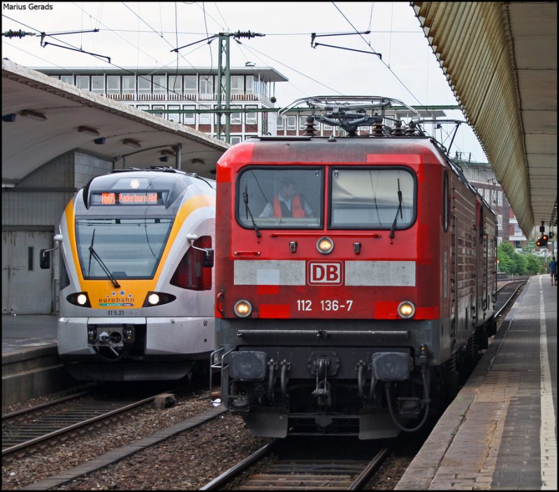 Der Flickenteppisch 112 136 beim Umsetzen in M�nster 1.8.2009