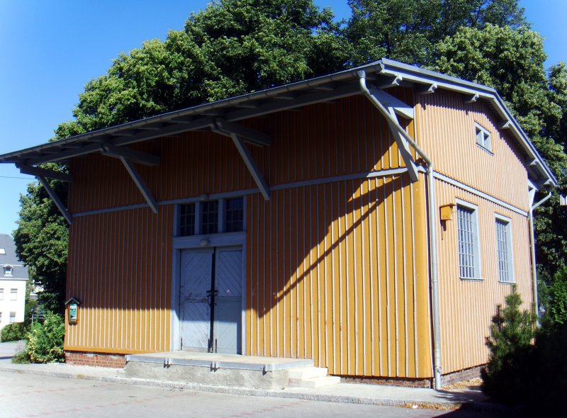 Der Gterschuppen der Haltestelle Jahnsbach prsentierte sich am 07.08.2008 in einem sehr guten Zustand.