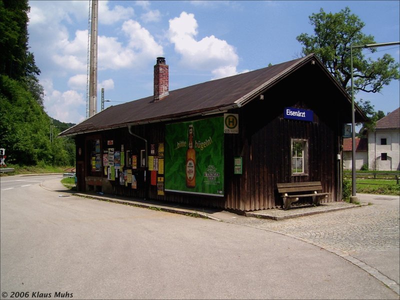 Der Hp Eisenrzt an der RB-Strecke Traunstein-Ruhpolding im Sommer 2005.