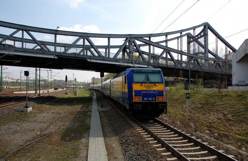 Der Interconnex nach Warnemnde verlsst am 09.04.09 Berlin Gesundbrunnen.
