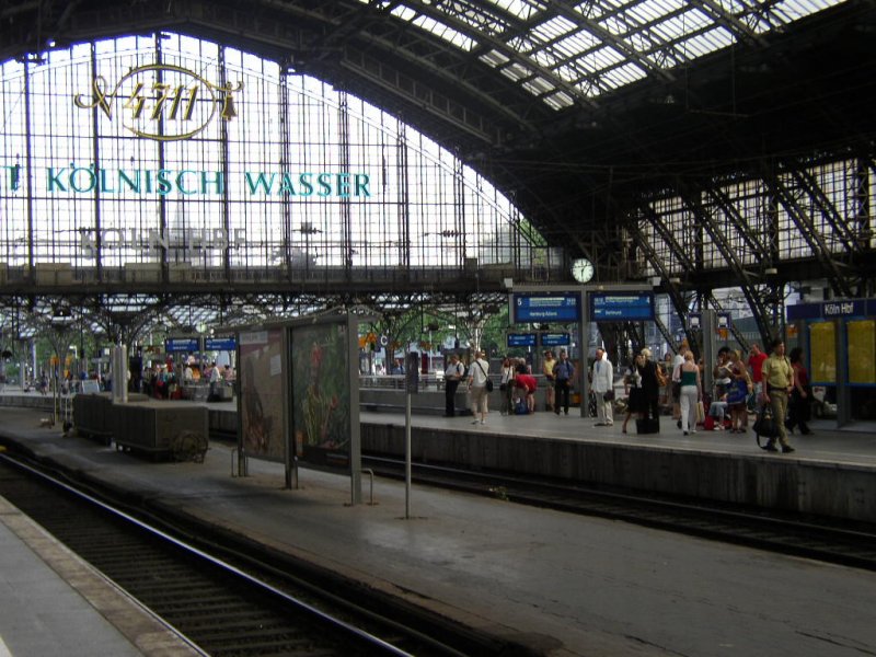 Der Klner Hauptbahnhof am Nachmittag des 24.07.06