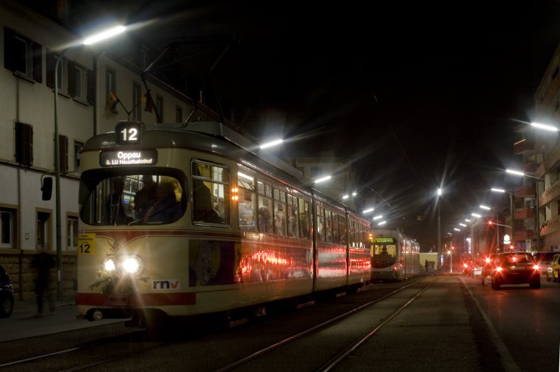 Der letzte Kurs der Linie 12 nach Oppau. Kurs 12 47 in der Sternstrae, Tw 156. 12 Dezember 08.