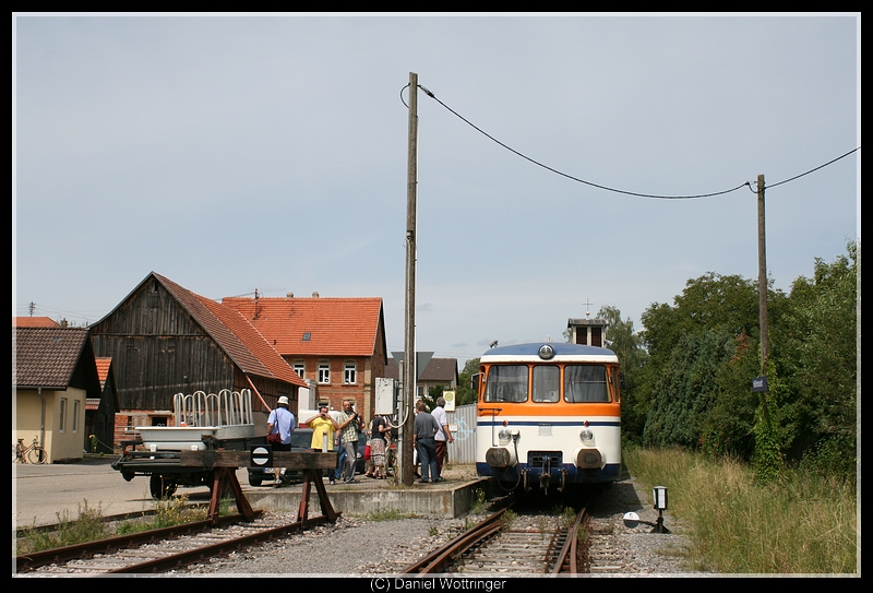 Der letzte Zug aus Neckarbischofsheim ist in Hffenhardt angekommen. 31. Juli 2009