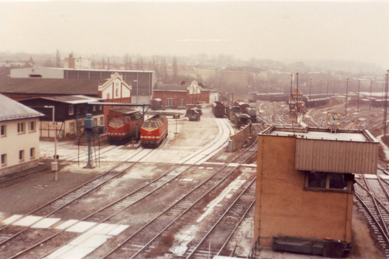 Der Lokschuppen 1 1994 da war noch leben im Bw im Hintergrund der Gterbahnhof
