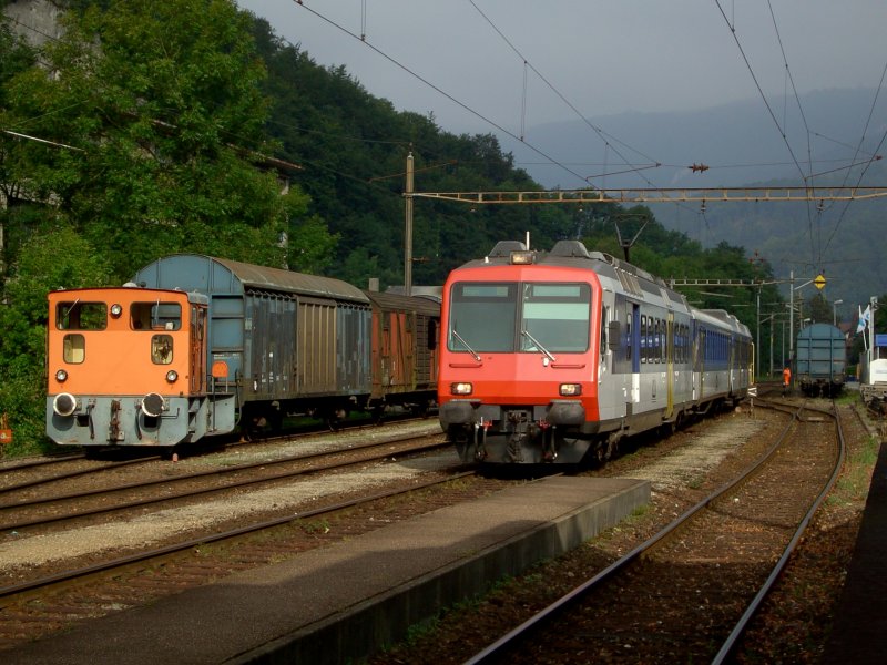 Der NPZ der OeBB am 29.08.2008 bei der Einfahrt in Klus. 