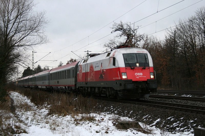 Der Polen Taurus 1116 087 mit EC 113 am 19.12.2008 in Haar (bei Mnchen).