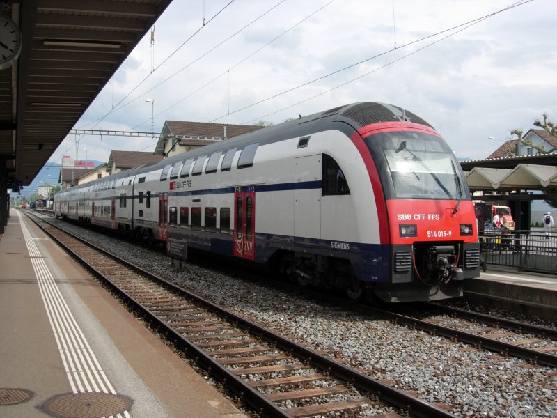 Der RABe 514 019 ebenfalls als Extrazug von Chur im Rheintaler Endbahnhof St. Margrethen. Am 24.05.08