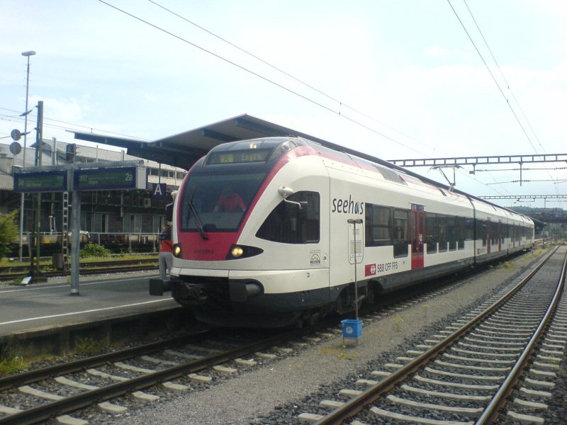 Der RABe 526 684 als Regio/SBB nach Engen im Bahnhof Konstanz. 