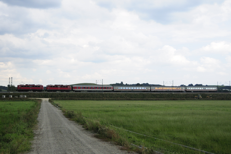 Der samst�gliche Pbz auf der KBS 980 zwischen Jettingen-Scheppach und Burgau. (05.09.09)