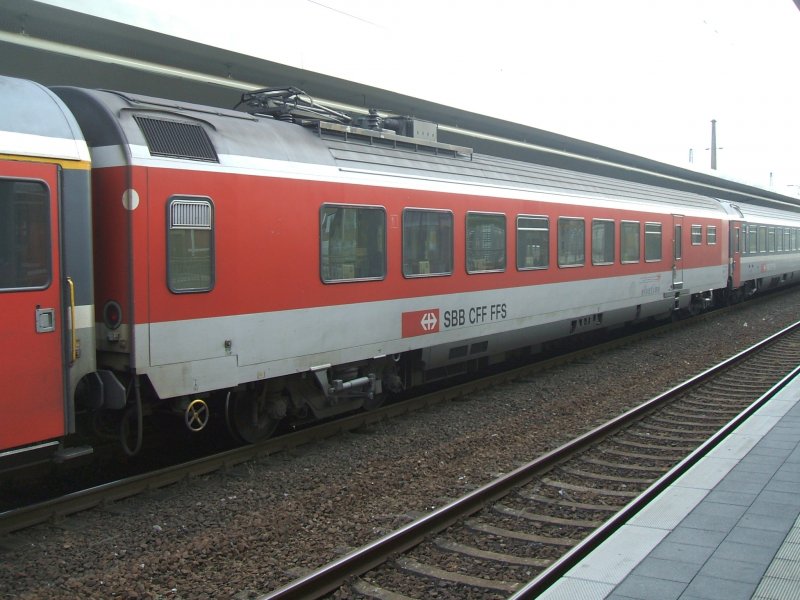 Der SBB Speisewagen des EC 100 von Chur nach Hamburg Altona