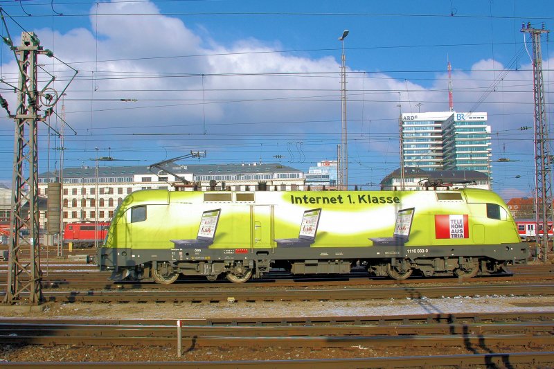 Der Telekom-Stier (1116 033) am 31.01.09 in Mnchen Hbf. Dies ist mein 500. erfolgreich hochgeladenes Foto...