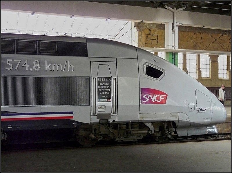 Der Triebkopf der TGV Weltrekordeinheit aufgenommen im Bahnhof von Metz am 22.06.08. (Jeanny)