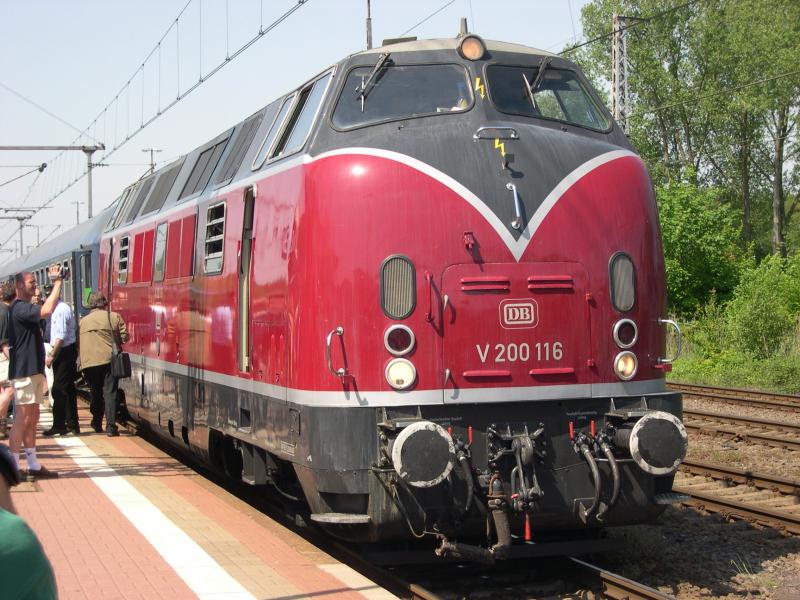 Der V200 unterwegs von Bad Bentheim nach Rhein am 28-5-2005.