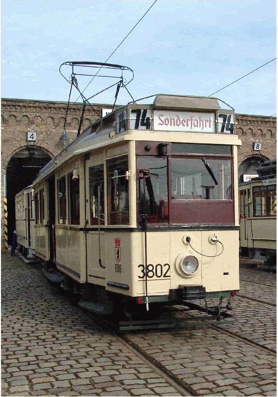 Der Wagen 3802 wird, wie alle anderen Fahrzeuge auch, durch den DVN hervorragend gepflegt. (Weitere Infos auf http://www.dvn-berlin.de)

