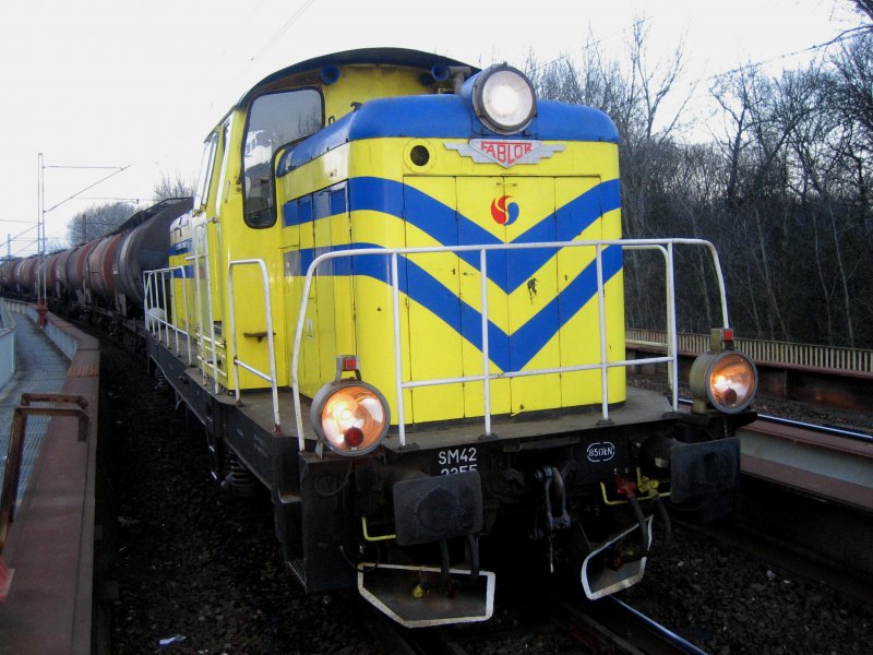 Der Zug Nr.559975. Rckfahrt nach Bydgoszcz. Wir fahren ber die Brcke am 12.03.2009 in Toruń.