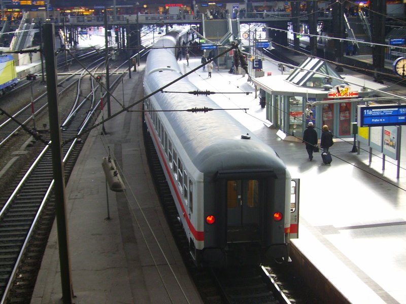 Der Zugschluss des IC nach Prag, aufgenommen im hamburger Hbf. 10.03.07