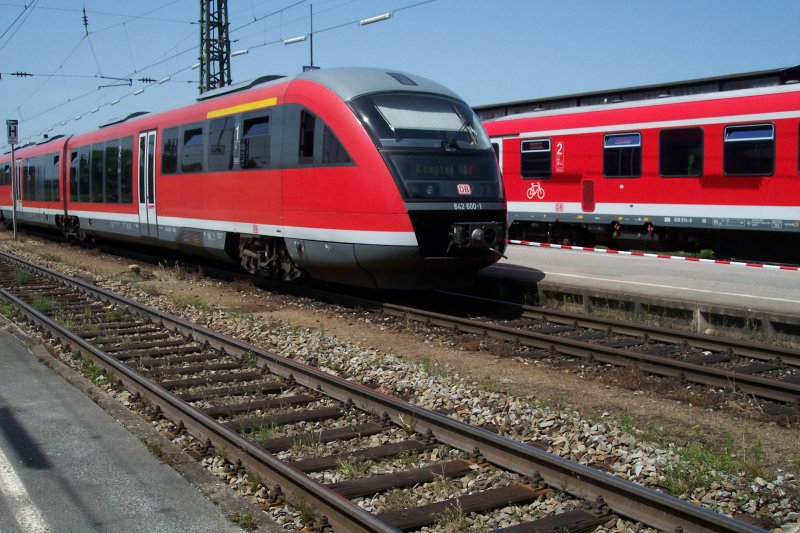 Desiro 642 100 bei einer Lokaschau in Rosenheim. 