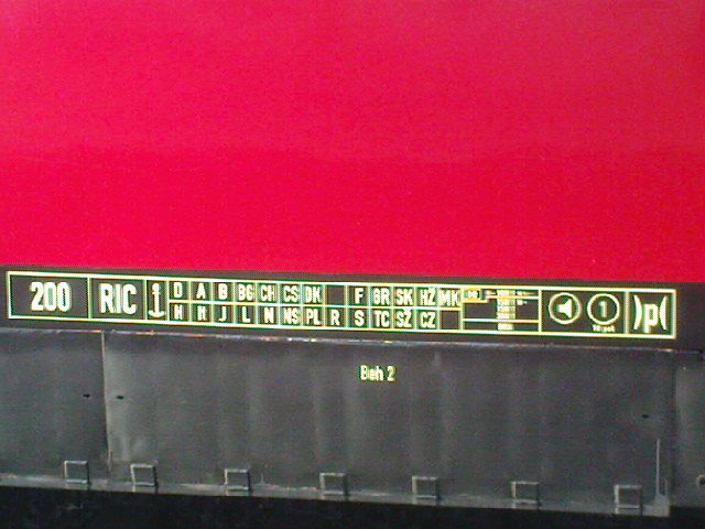 detail des kakaduhalbspeisewagens, hchstgeschwindigkeit und den lnderkrzeln in denen er zugelassen ist