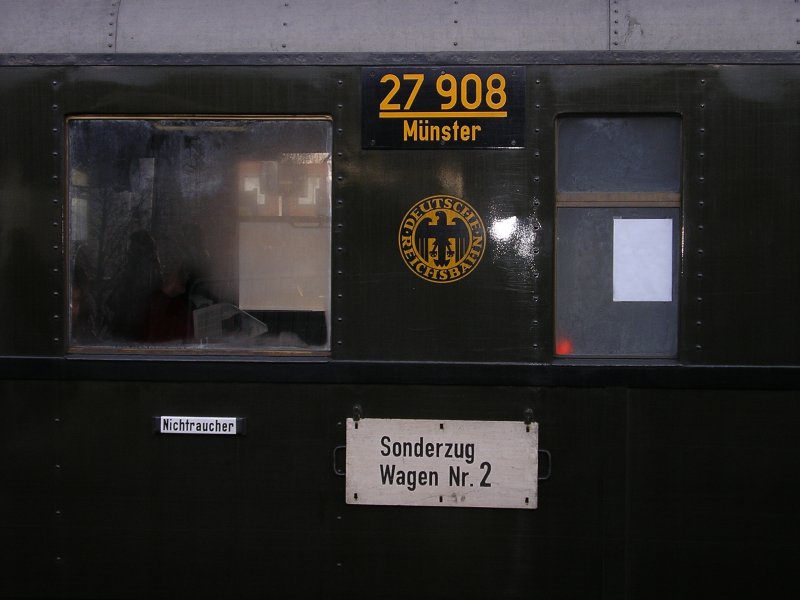 Detail eines Nichtraucherwagens vom DPE 88003.(26.01.2008)