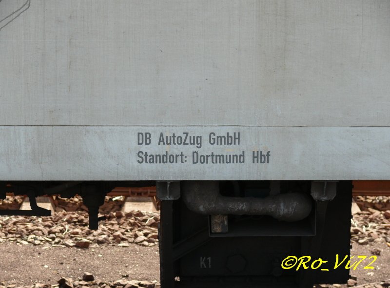 Detailansicht eines DB Autozug Wagen. Dortmund Hbf am 23.09.2007.