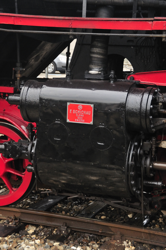 Detailaufnahme von 41 1150-6: Der Hinweis auf den ungewohnten Hersteller. (Gppingen, 19.09.09).