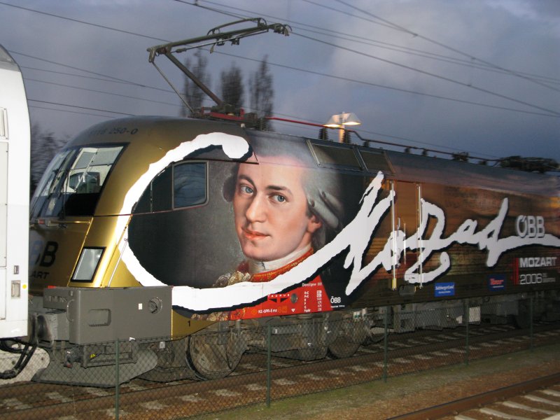 Detailaufnahme des  Mozart -Taurus 1116 250-0, am 12.03.2008 am Bahnhof Stockerau/N um 18.03 Uhr - Danke Gerhard fr den Hinweis!