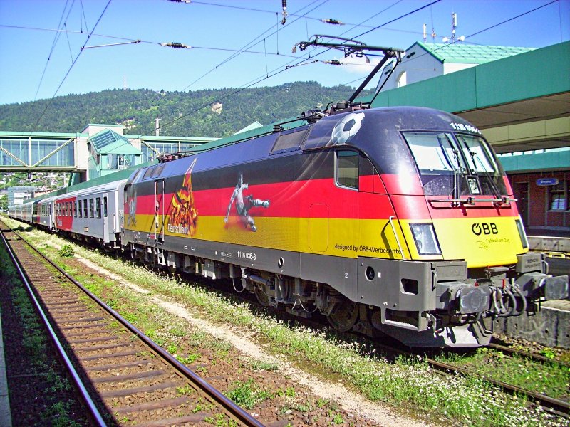 Deutschland war an den Zgen REX 1879 und am versptetem REX 5576. Foto zeigt den verlngerten Zug ( 2 zustzliche CS-Wagen ) in Bregenz um 16.54 Uhr am 29.5.2009