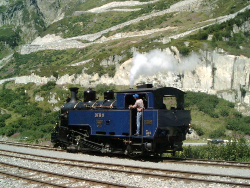DFB 9 in Gletsch. August 2004.
