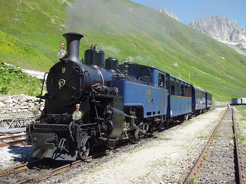 DFB HG 3/4 Nr. 9 Gletschhorn vor dem Furkatunnel (Bergstrecke), 22. Juni 2003