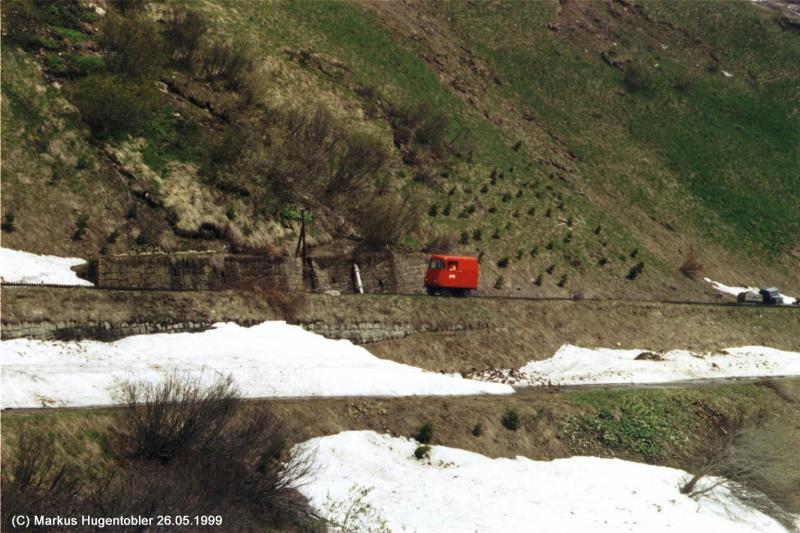 DFB Xmh 4961 zwischen Realp DFB und Tiefenbach DFB am 26.05.1999