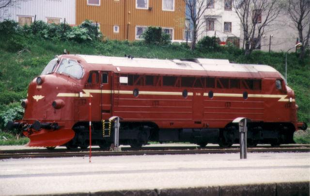 Di3 619 am 03.06.2000 in Bod.