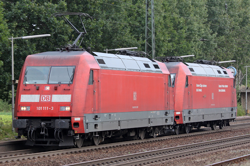 Die 101 111-3 und 101 120-4 als Lz in Radbruch ,am 09,09,09