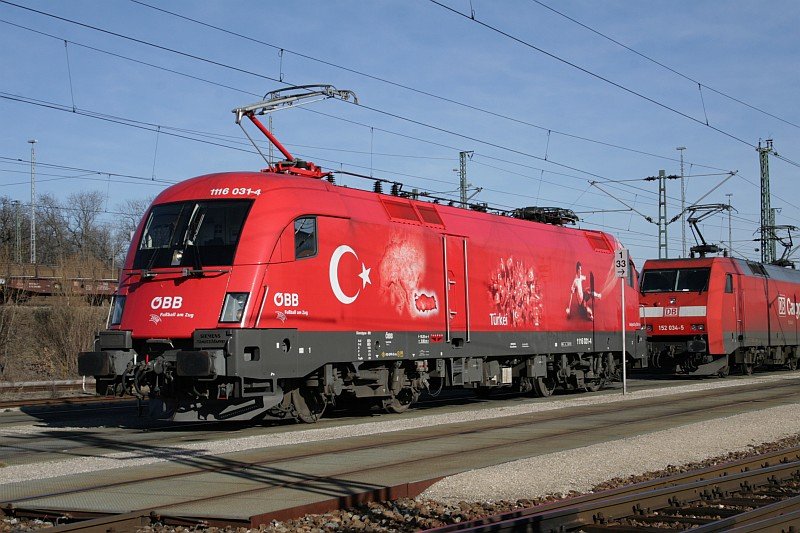 Die 1116 031  EM-Lok Trkei  pausiert am 6.03.08 in Mnchen Nord Rbf