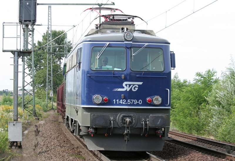 Die 1142.579-0 der SVG durchfhrt Kln Porz Wahn am 29.07.2009
