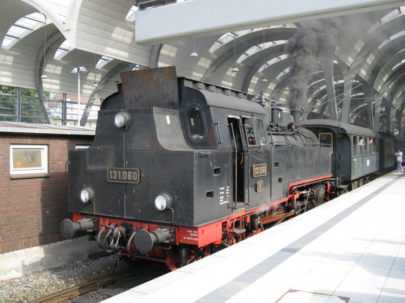 Die 131.060 auf dem Weg von Kiel Hbf nach Schnberg Strand aufgenommen am 08.08.09.