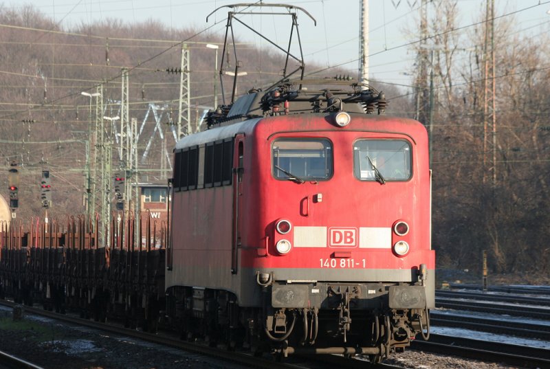 Die 140 811-1 durchfuhr Kln West am 03.01.2009