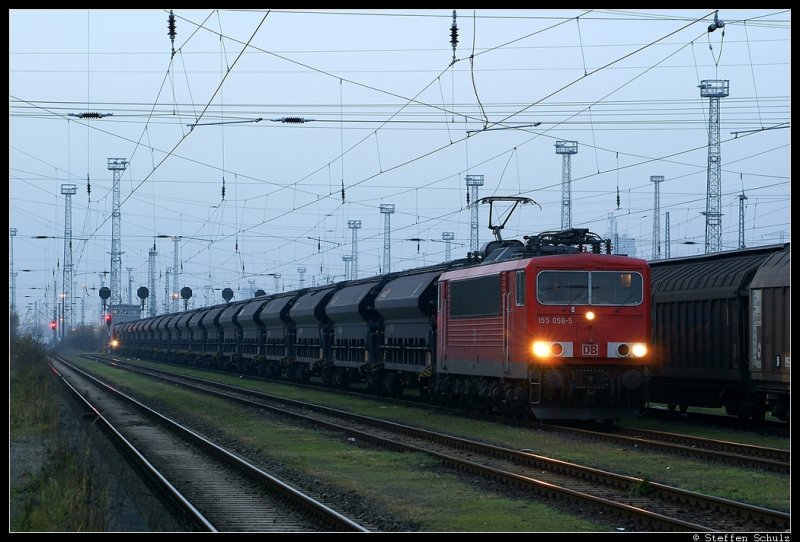 Die 155 056 konnte ich am 09.12.08 im Rostocker Seehafen ablichten. Ziel des Zuges war Poppendorf.